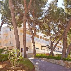 Отель MLL Palma Bay Club Resort парковка