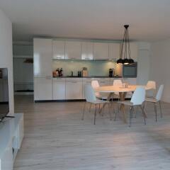 Апартаменты Paradeplatz Apartment Цюрих в номере