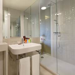 Axel Hotel Barcelona & Urban Spa - Adults Only (Gay friendly) ванная фото 2