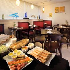 Hotel Clover 5 HongKong Street питание