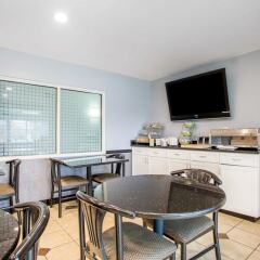 Отель Quality Inn and Suites North/Polaris США, Колумбус - отзывы, цены и фото номеров - забронировать отель Quality Inn and Suites North/Polaris онлайн в номере