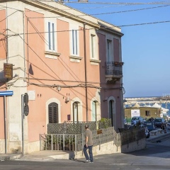 Отель Lakkios Residence B&B Сиракуза вид на фасад