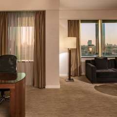 Отель Crowne Plaza Festival City ОАЭ, Дубай - отзывы, цены и фото номеров - забронировать отель Crowne Plaza Festival City онлайн удобства в номере фото 2
