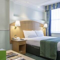 Отель Holiday Inn Oxford Circus Лондон детские мероприятия фото 2