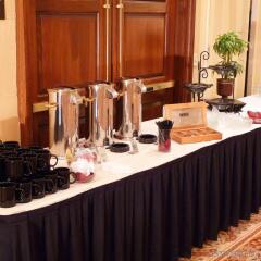 Отель Crowne Plaza Cleveland South-Independence