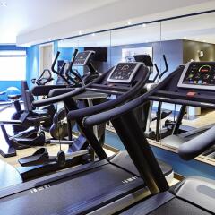 Отель Novotel London Greenwich фитнесс-зал