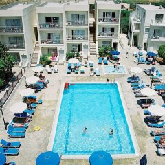 Отель Sweet Memories Hotel Apts Кипр, Протарас - отзывы, цены и фото номеров - забронировать отель Sweet Memories Hotel Apts онлайн бассейн фото 2