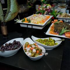 Century Park Hotel питание