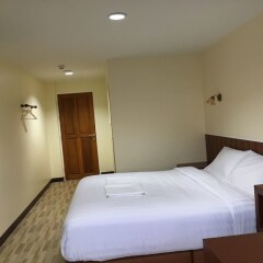 Отель Baan Wanchart Bangkok Residences Таиланд, Бангкок - отзывы, цены и фото номеров - забронировать отель Baan Wanchart Bangkok Residences онлайн комната для гостей фото 4