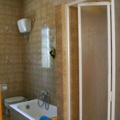 Отель B&B A Casa Di Catia Италия, Дзагароло - отзывы, цены и фото номеров - забронировать отель B&B A Casa Di Catia онлайн ванная фото 2