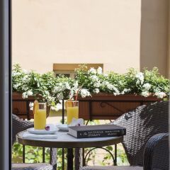 Отель Trevi Collection Hotel Италия, Рим - 2 отзыва об отеле, цены и фото номеров - забронировать отель Trevi Collection Hotel онлайн балкон