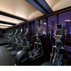 Отель Hilton Guangzhou Tianhe фитнесс-зал фото 2