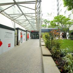 Ibis Milano Centro Hotel парковка