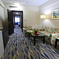 Отель Ramada Hotel & Suites Amman Иордания, Амман - отзывы, цены и фото номеров - забронировать отель Ramada Hotel & Suites Amman онлайн комната для гостей фото 3