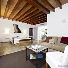 Отель Petit Palace Hotel Tres Испания, Пальма-де-Майорка - отзывы, цены и фото номеров - забронировать отель Petit Palace Hotel Tres онлайн комната для гостей фото 2