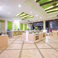 Отель Deevana Patong Resort & Spa Таиланд, Пхукет - 3 отзыва об отеле, цены и фото номеров - забронировать отель Deevana Patong Resort & Spa онлайн питание фото 2