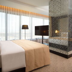 DoubleTree by Hilton Hotel Minsk комната для гостей фото 9
