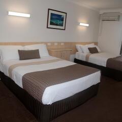 Cannonvale Reef Gateway Hotel сейф в номере