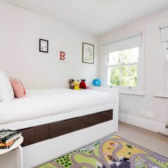 Отель Highbury Square Home детские мероприятия