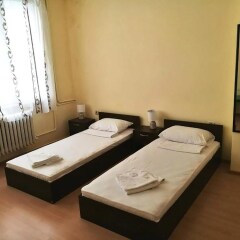 Отель Italian House Rooms Болгария, София - отзывы, цены и фото номеров - забронировать отель Italian House Rooms онлайн комната для гостей фото 4