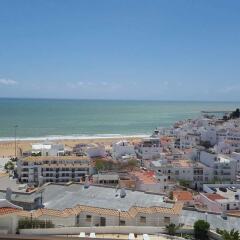 Отель Albufeira Sea and Old Town View 32 Португалия, Албуфейра - отзывы, цены и фото номеров - забронировать отель Albufeira Sea and Old Town View 32 онлайн пляж фото 2