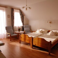 Апартаменты Hevizquelle Apartments Хевиз комната для гостей
