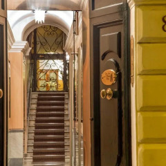 Отель The Inn at the Spanish Steps - Small Luxury Hotels Италия, Рим - отзывы, цены и фото номеров - забронировать отель The Inn at the Spanish Steps - Small Luxury Hotels онлайн сауна