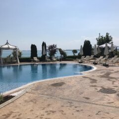 Отель Royal Bay Свети Влас бассейн
