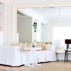 Townhouse Hotel
