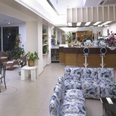 Hotel Nives гостиничный бар