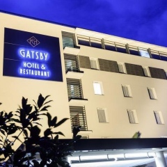 Отель Gatsby Hotel & Restaurant by Happyculture Франция, Шасьё - отзывы, цены и фото номеров - забронировать отель Gatsby Hotel & Restaurant by Happyculture онлайн вид на фасад