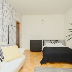 Отель Lucka Rooms - California Dreaming B24.2 Польша, Варшава - отзывы, цены и фото номеров - забронировать отель Lucka Rooms - California Dreaming B24.2 онлайн комната для гостей фото 2