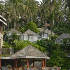 Отель The Surin Phuket