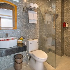 Отель Hoi An Vi Khoa Villa Вьетнам, Хойан - отзывы, цены и фото номеров - забронировать отель Hoi An Vi Khoa Villa онлайн ванная фото 2
