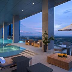Oasia Hotel Novena, Singapore бассейн