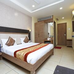 Capital O 1547 Hotel The Oasis in Bhopal, India from 21$, photos, reviews - zenhotels.com guestroom