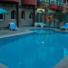 Hotel Akabar бассейн