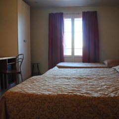 Hotel Azurea сейф в номере