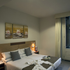 Отель BCN Urban Hotels Gran Ducat Испания, Барселона - 5 отзывов об отеле, цены и фото номеров - забронировать отель BCN Urban Hotels Gran Ducat онлайн комната для гостей