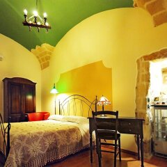 Отель Michelangelo B&B Лечче комната для гостей