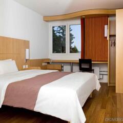 Отель ibis Zurich Adliswil комната для гостей