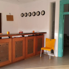 Отель Hangover Hostels Seeduwa интерьер отеля
