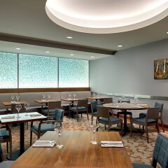 Отель The Westin Calgary Канада, Калгари - отзывы, цены и фото номеров - забронировать отель The Westin Calgary онлайн питание фото 3