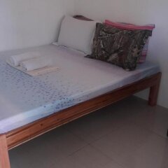 Отель Charm Guest House - Hostel Филиппины, Пуэрто-Принцеса - отзывы, цены и фото номеров - забронировать отель Charm Guest House - Hostel онлайн сейф в номере