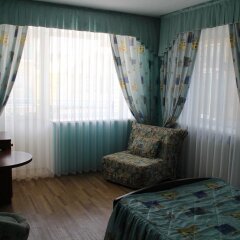 Гостиница Guest House Zemlianichnaia Poliana в Анапе отзывы, цены и фото номеров - забронировать гостиницу Guest House Zemlianichnaia Poliana онлайн Анапа комната для гостей фото 5