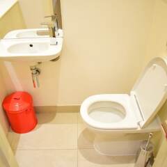 Отель Bermondsey 2 Bedroom Flat With Garden Великобритания, Лондон - отзывы, цены и фото номеров - забронировать отель Bermondsey 2 Bedroom Flat With Garden онлайн ванная фото 2