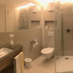 Hotel Goldener Adler Курон-Веноста ванная