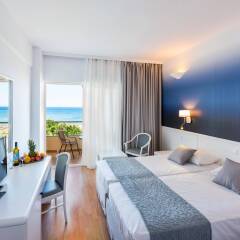 Отель Blue Sea Beach Resort - All Inclusive комната для гостей