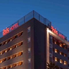 Ibis Izmir Alsancak Турция, Измир - 1 отзыв об отеле, цены и фото номеров - забронировать отель Ibis Izmir Alsancak онлайн