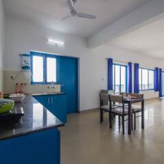 Отель OYO 11899 Home Greek Style 4BHK Penthouse Bambolim Гоа в номере фото 2